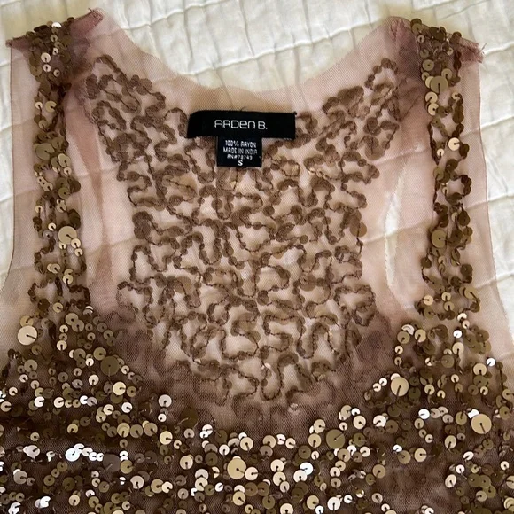 Top - Picture 3 of 5